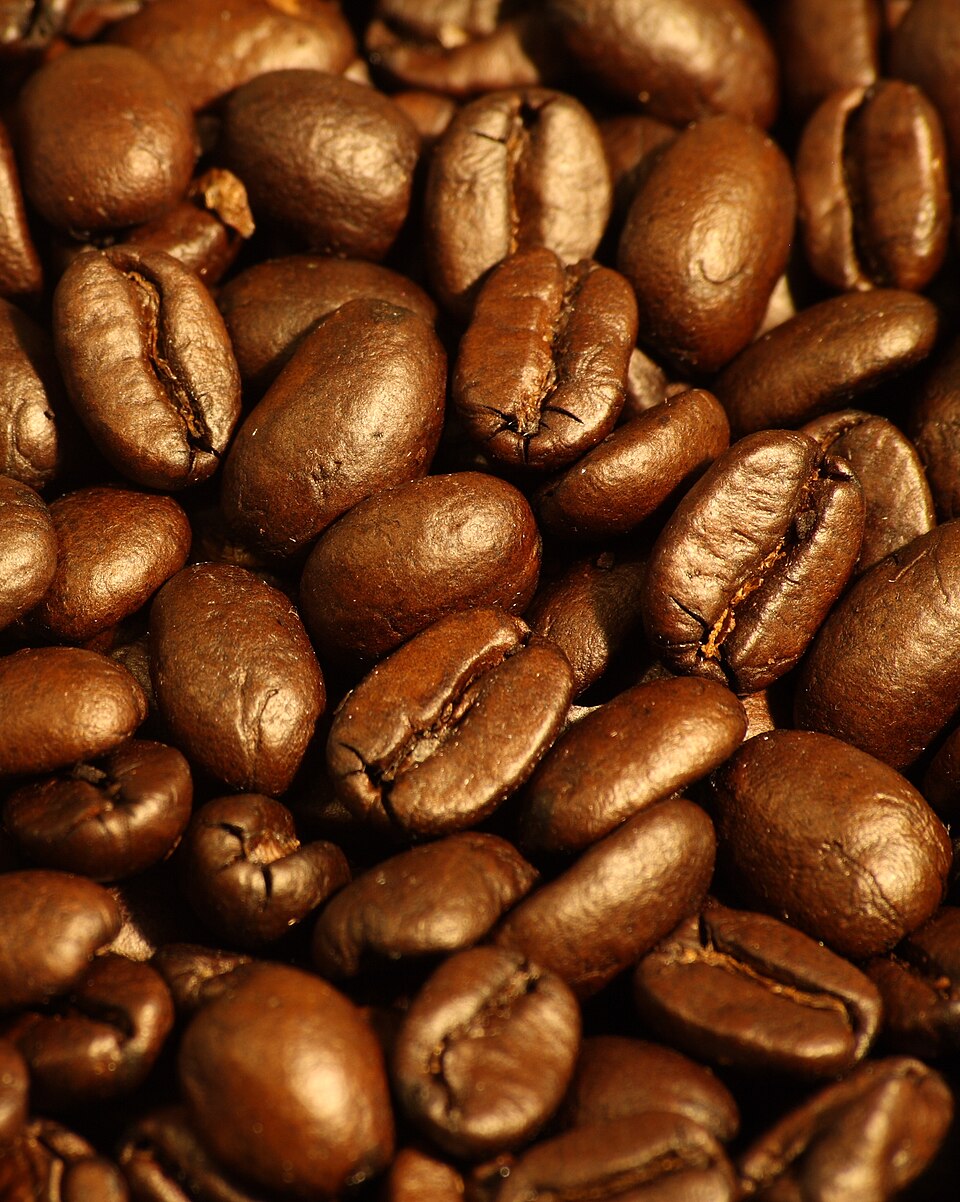 File:Dark roasted espresso blend coffee beans 2.jpg